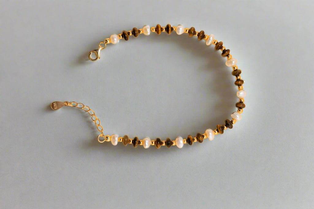 Golden Tiger's Charm Beaded Bracelet
